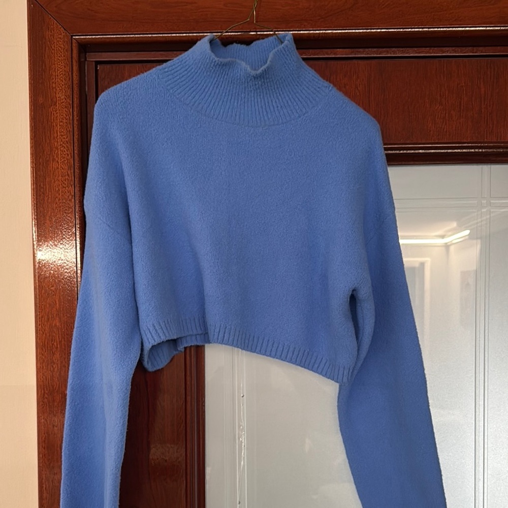 Women's Blue Cropped Mock Neck Sweater